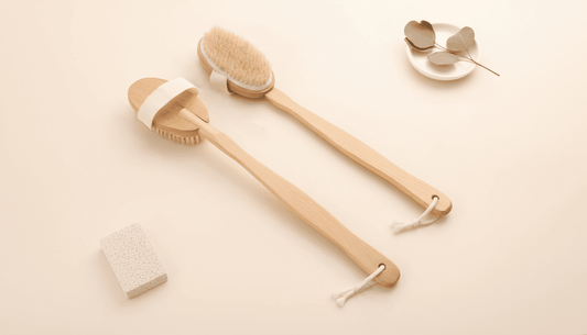 Holz Badebürste mit langem Stiel zur bequemen Rückenreinigung