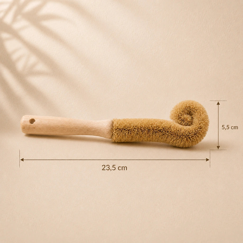 Gebogene Holz Spülbürste mit Maßangaben 23,5 cm Länge und 5,5 cm Bürstenbreite