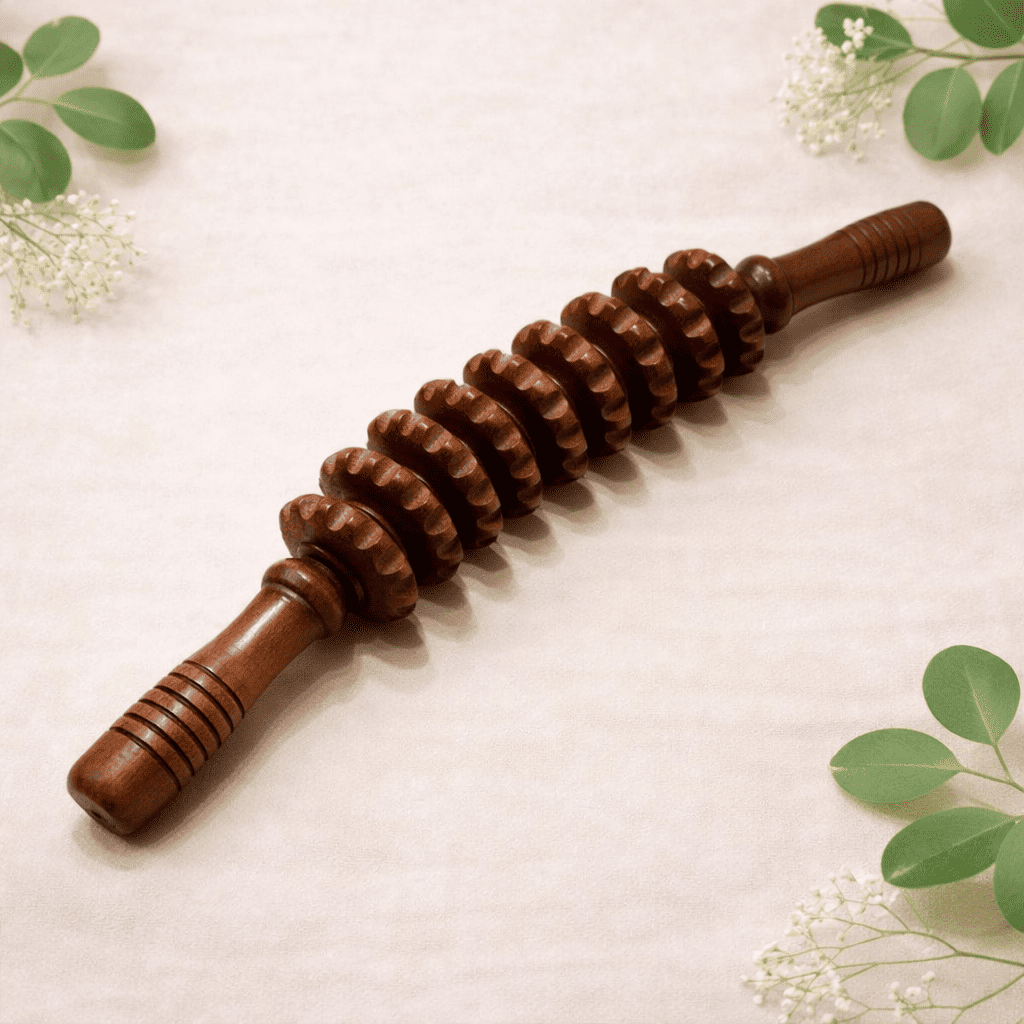 massagerolle-aus-holz-9-rollen-nacken-ruecken-faszien