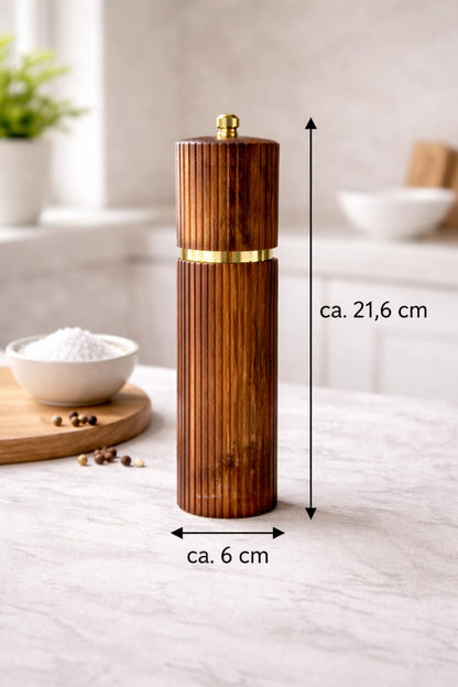 Pfeffermühle Maße 21,6 cm Höhe und 6 cm Breite