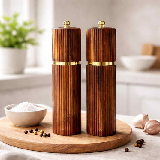 Salz und Pfeffermühlen Set aus Akazienholz mit Edelstahlkern und Keramikmahlwerk