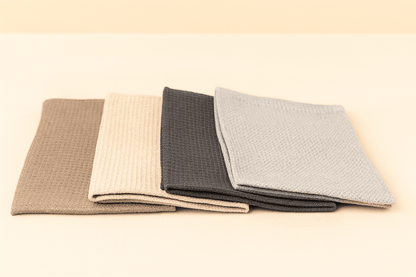 Nahaufnahme der Waffelstruktur der Geschirrtücher, die besonders saugfähig ist